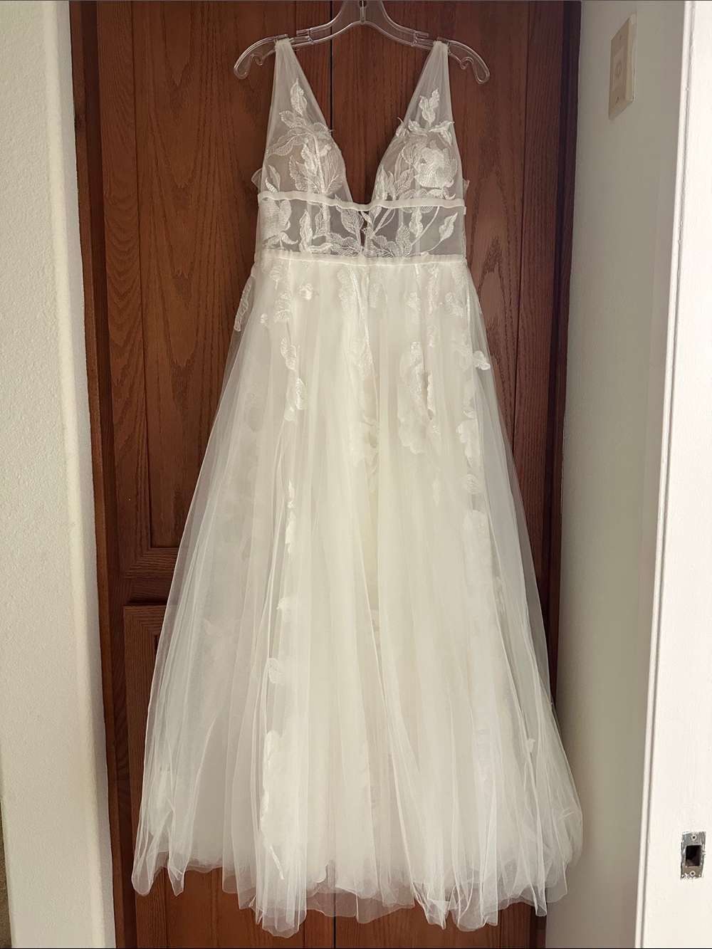 Lace Appliqué Plunging Tulle Wedding Dress with fine sequins - White/Ivory